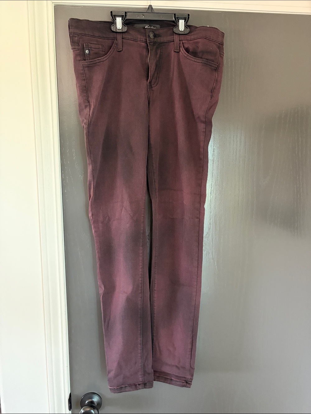 Women's Skinny Jeans in Deep Plum